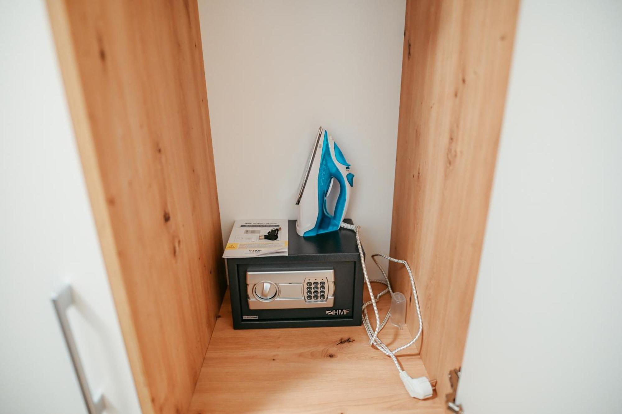 Danube Island Apartment 3 Wina Bagian luar foto