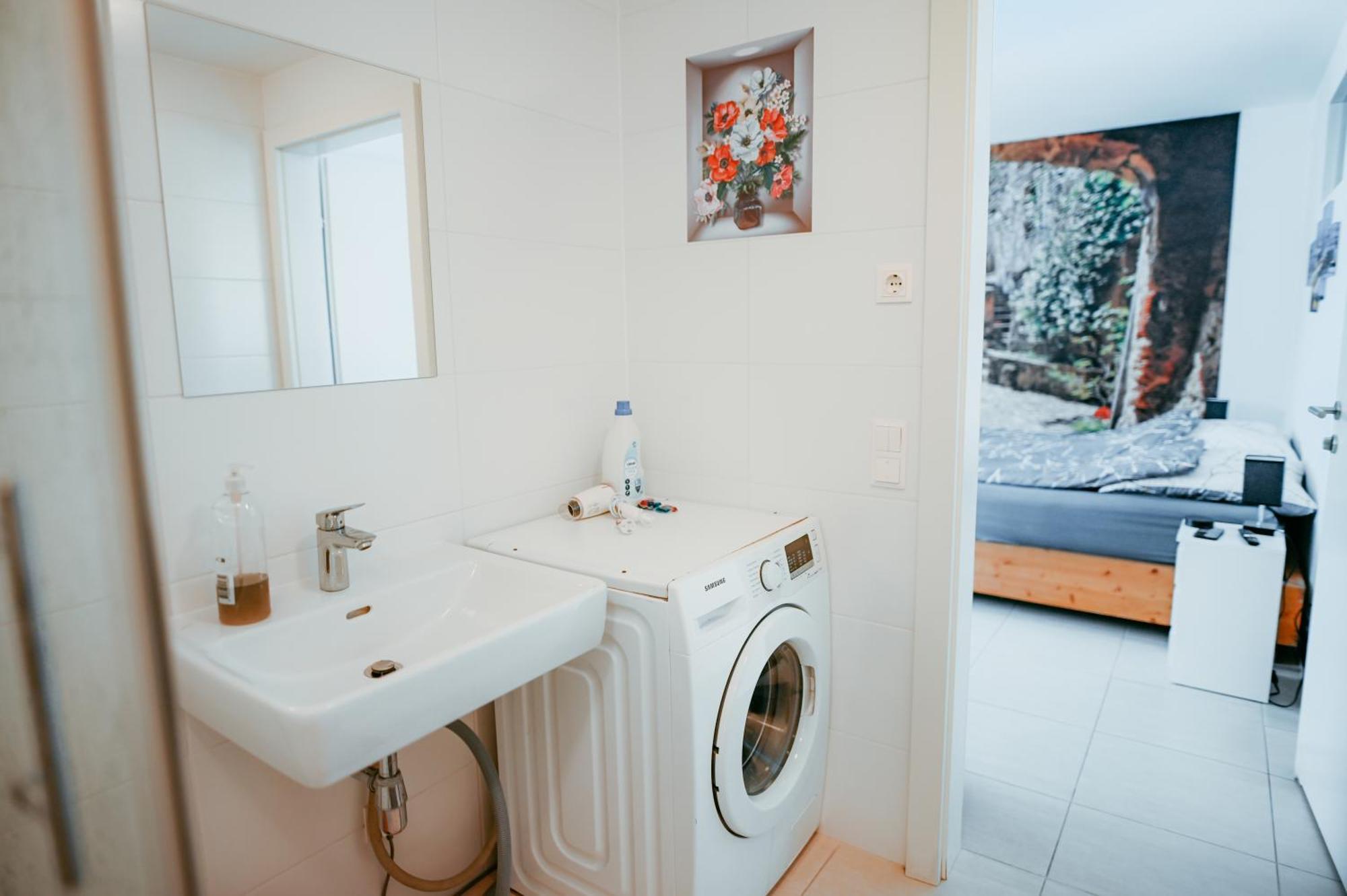 Danube Island Apartment 3 Wina Bagian luar foto